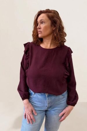 Blusa volantes burdeos consuelo.