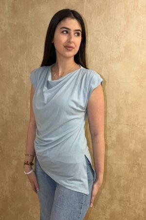 Camiseta asimétrica azul